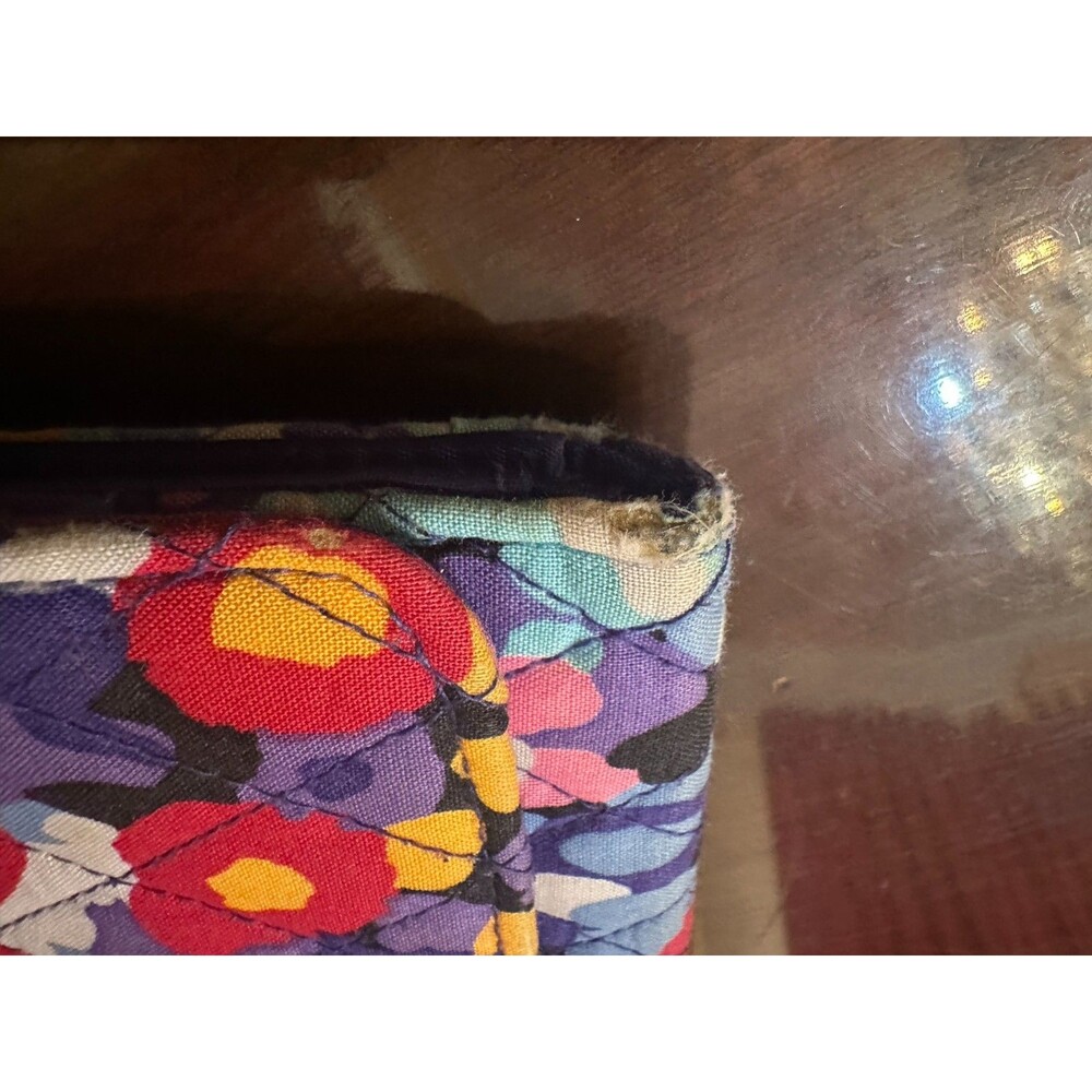 Vera Bradley Purple Floral Trifold Wallet Magnetic Closure  Clutch Purse - Picture 4 of 4